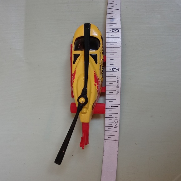 Kids Hot Wheels vintage Mattel Inc 1989 Search + Rescue Unit 4 helicopter 🚁 - Picture 10 of 10